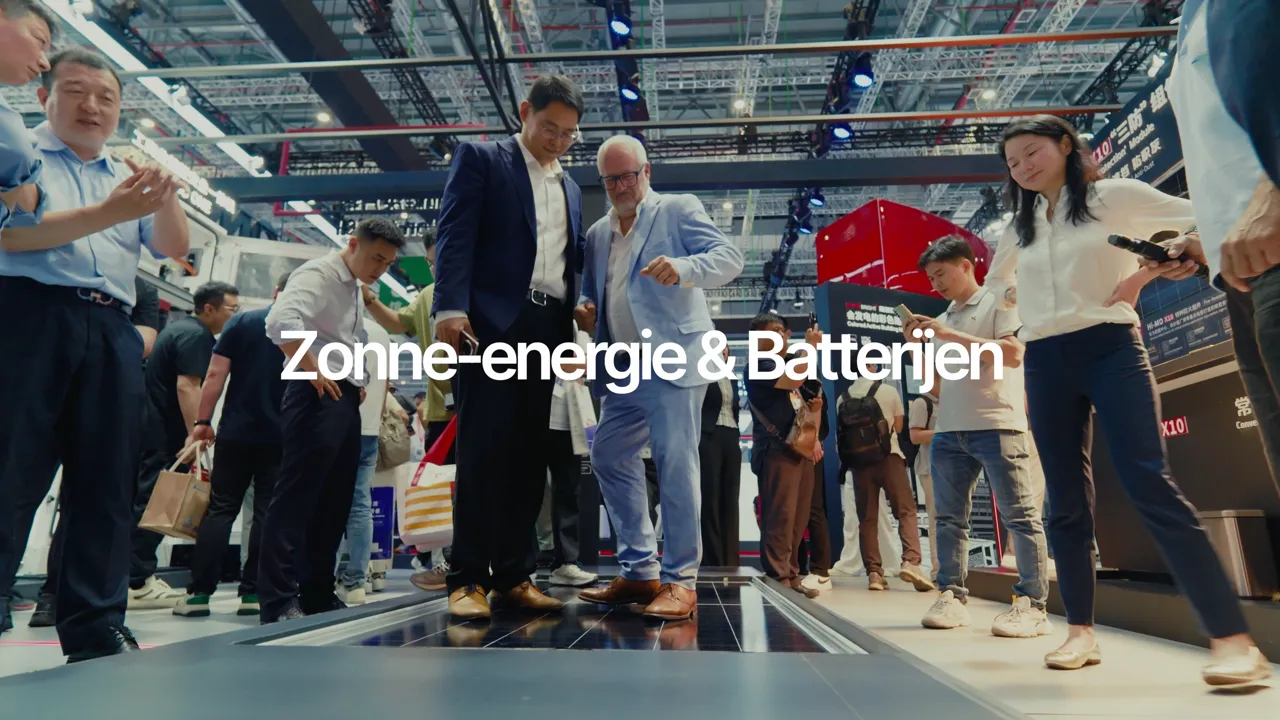The World of Solar Energy & Batteries